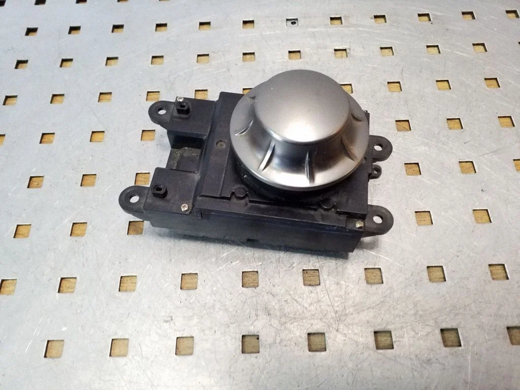 Multimeedia juhtplokk – BMW 5-seeria E60 E61 (2004-2010)