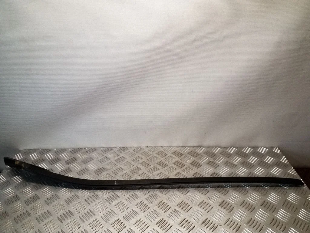Vējstikla apdare 31378572