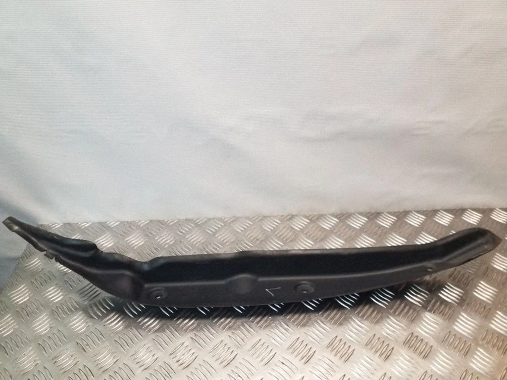 Spārna nobeiguma apdare – Mercedes-Benz ML klase W164 (2005-2011)