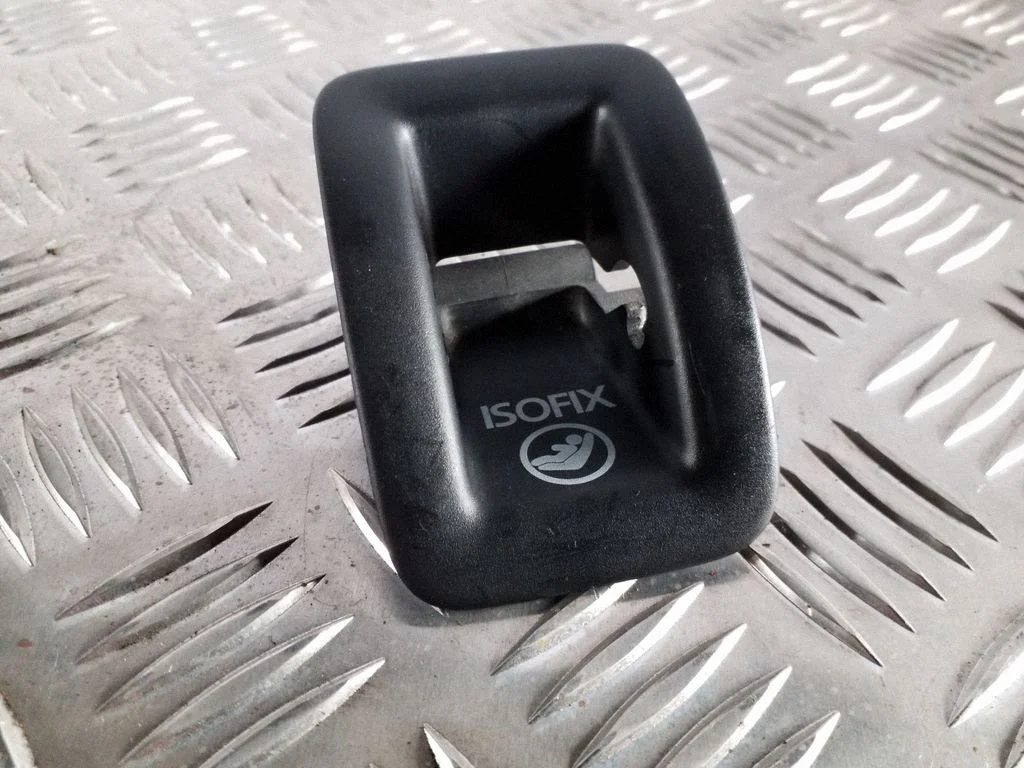 ISOFIX dangtelis