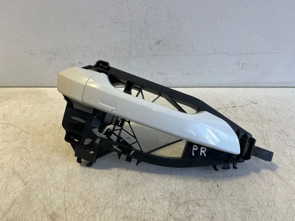Front door exterior handle 4KR837812