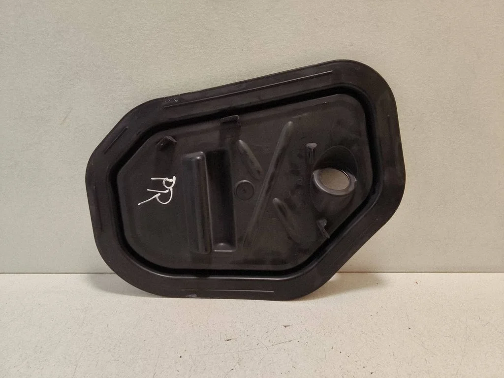 Muu eesmise ukse viimistluse osa – Audi Q4 e-tron (2021-)