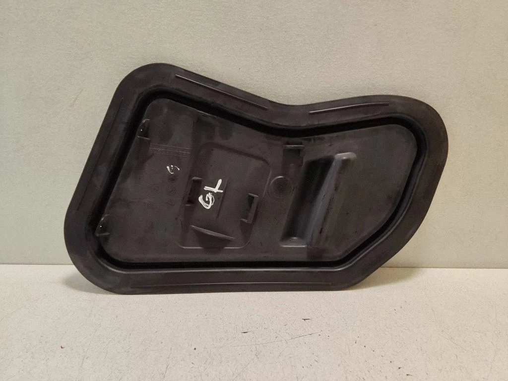 Other rear door trim element 4KE839915