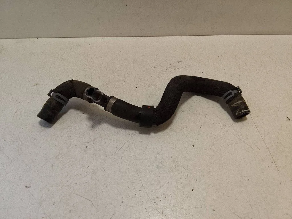 Engine coolant pipe/hose 4KE145053AB
