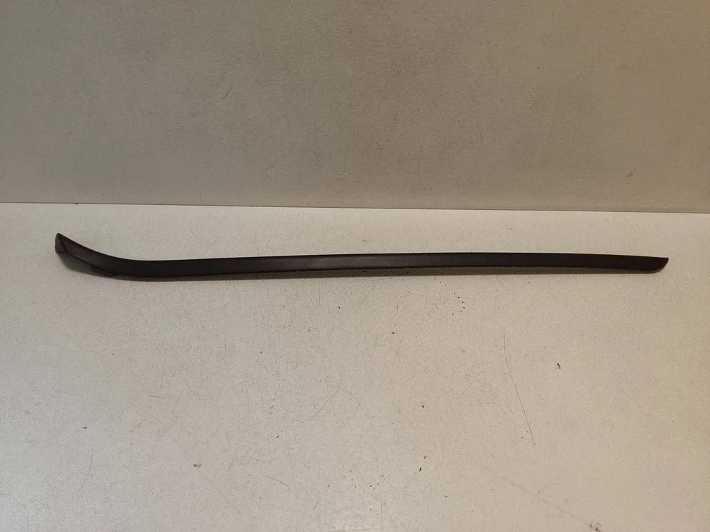 Windshield trim 4KE854327