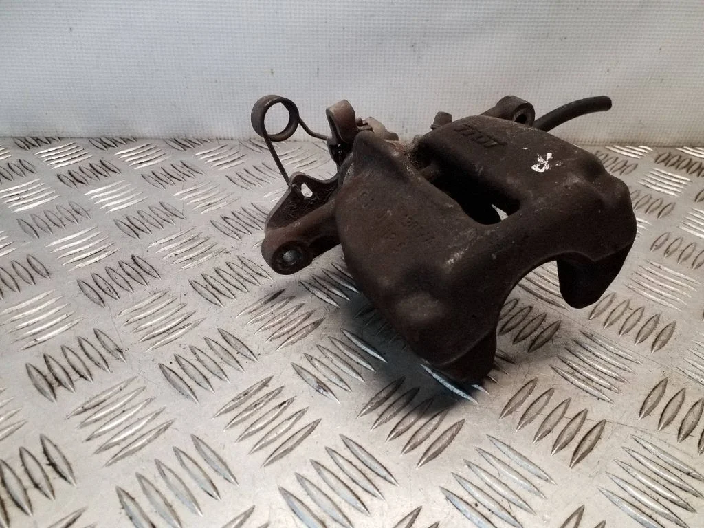 Tagumine pidurisadul – parem