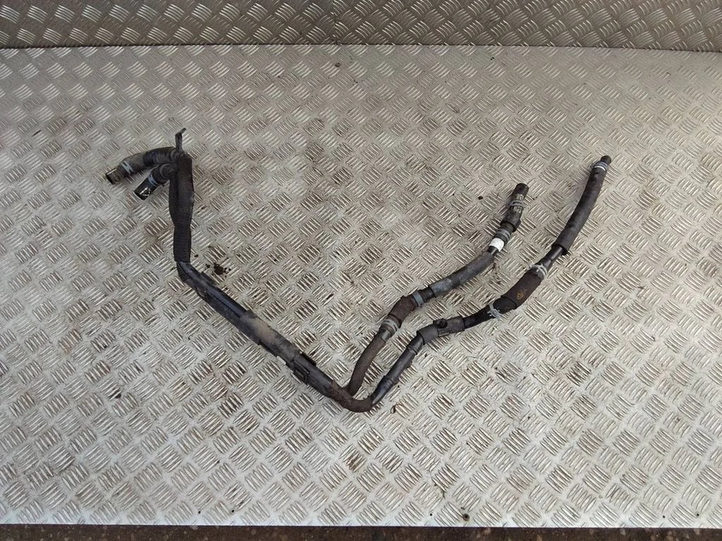 Engine coolant pipe/hose 4KE121609P