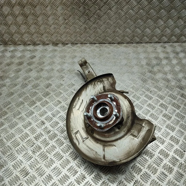 Priekšējā rumba 104412100E