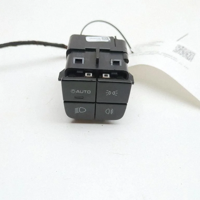 Gaismu slēdzis 973941209C