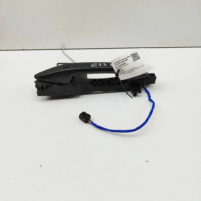 Front door exterior handle – front right
