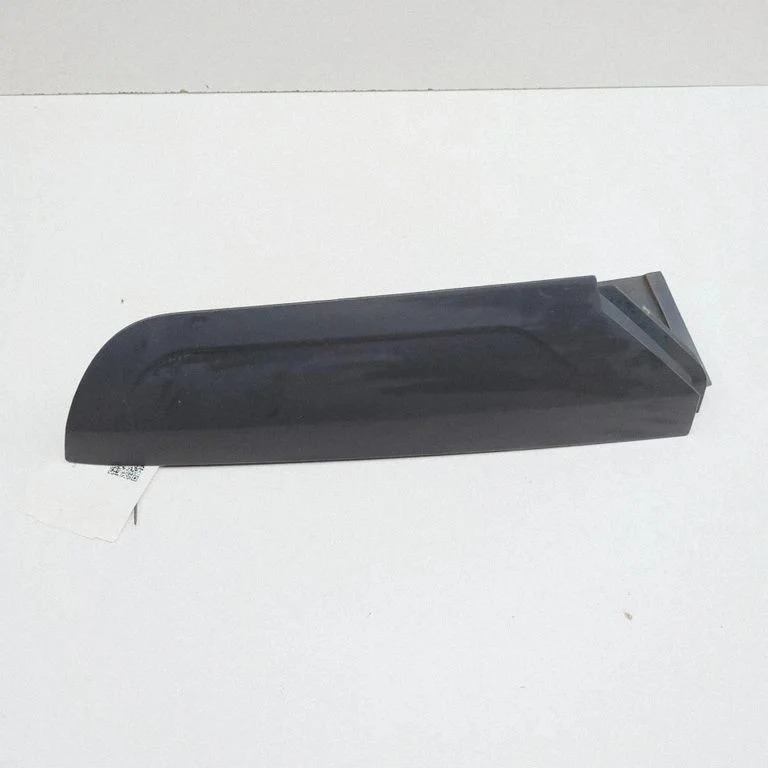 Aizmugurējā luktura apdare (līstīte) – Ford Transit - Tourneo Connect (2013-2022)