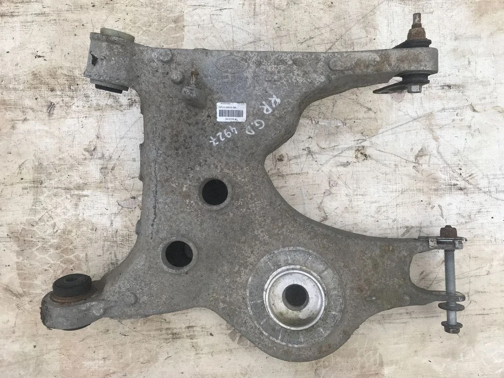Tagumine ülemine õõtshoob DPLA5B530BA