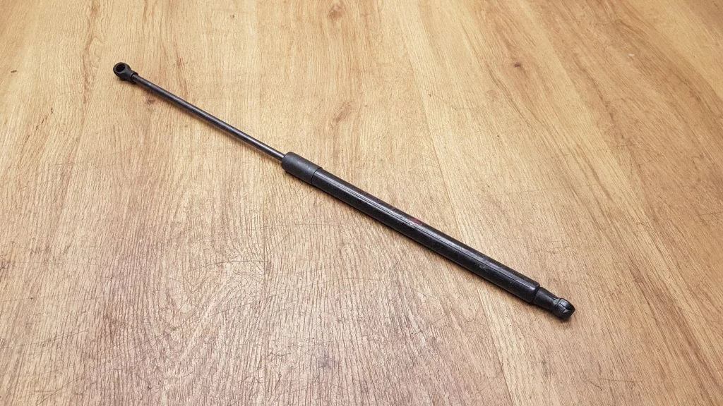 Front bonnet/hood damper/strut 534400E070A