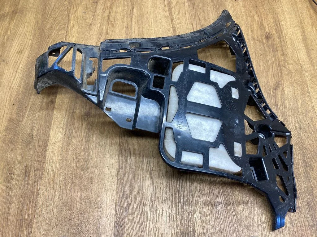Rear bumper mounting bracket A2928850121