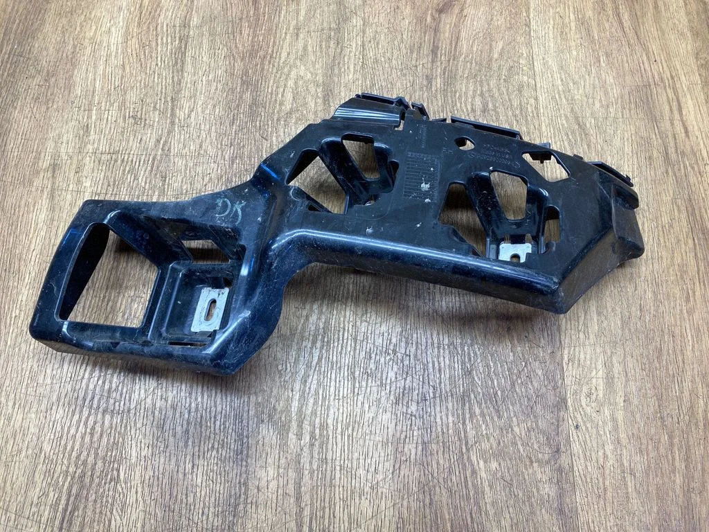 Rear bumper mounting bracket A2928800203