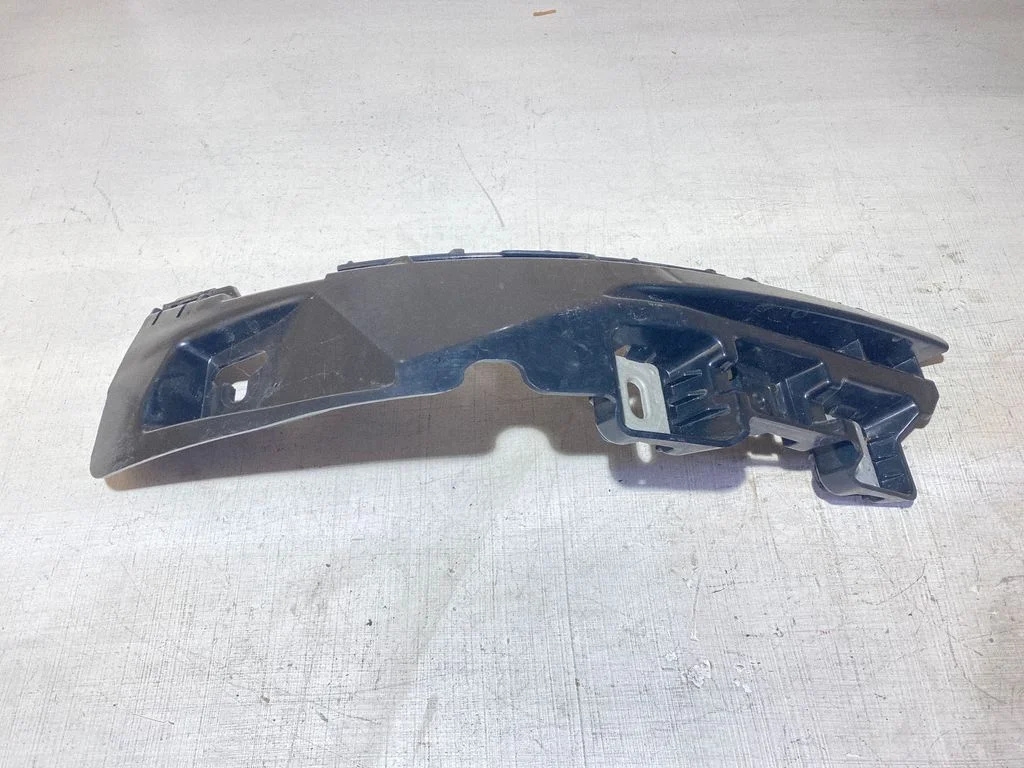 Rear bumper mounting bracket A2058852165