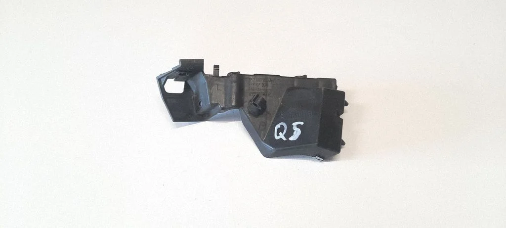 Rear bumper mounting bracket – Audi Q5 SQ5 8R (2008-2017)