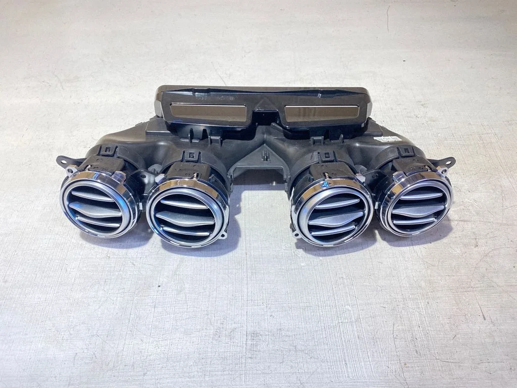 Dash center air vent grill A2228310445