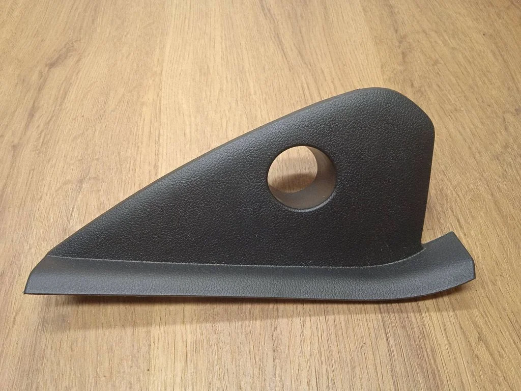 Dashboard side end trim FR3B6304480
