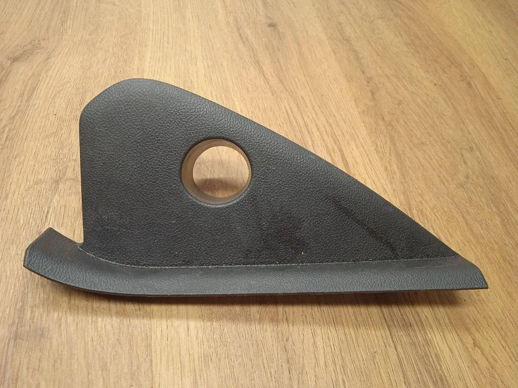 Dashboard side end trim FR3B6304480