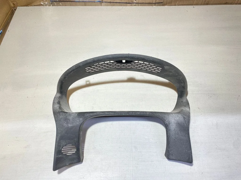 Instrumentu paneļa apdare FDRAW93046C38B01