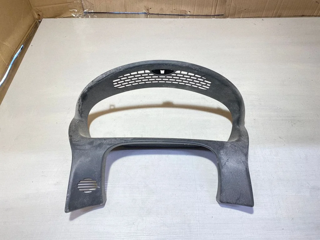 Instrumentu paneļa apdare FDRAW93046C38B01