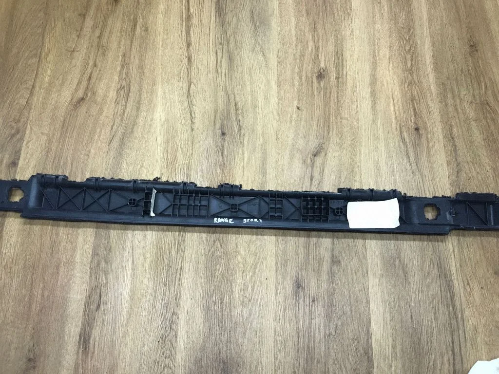 Muu pagasiruumi viimistluse osa – Land Rover Range Rover Sport L494 (2013-)