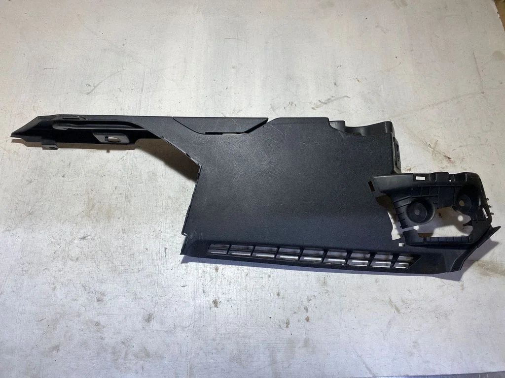 Cita bagāžnieka apdares detaļa DK6231012D