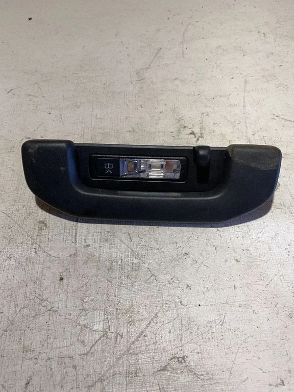 Front interior roof grab handle – Mercedes-Benz C-Class W205 (2014-2021)