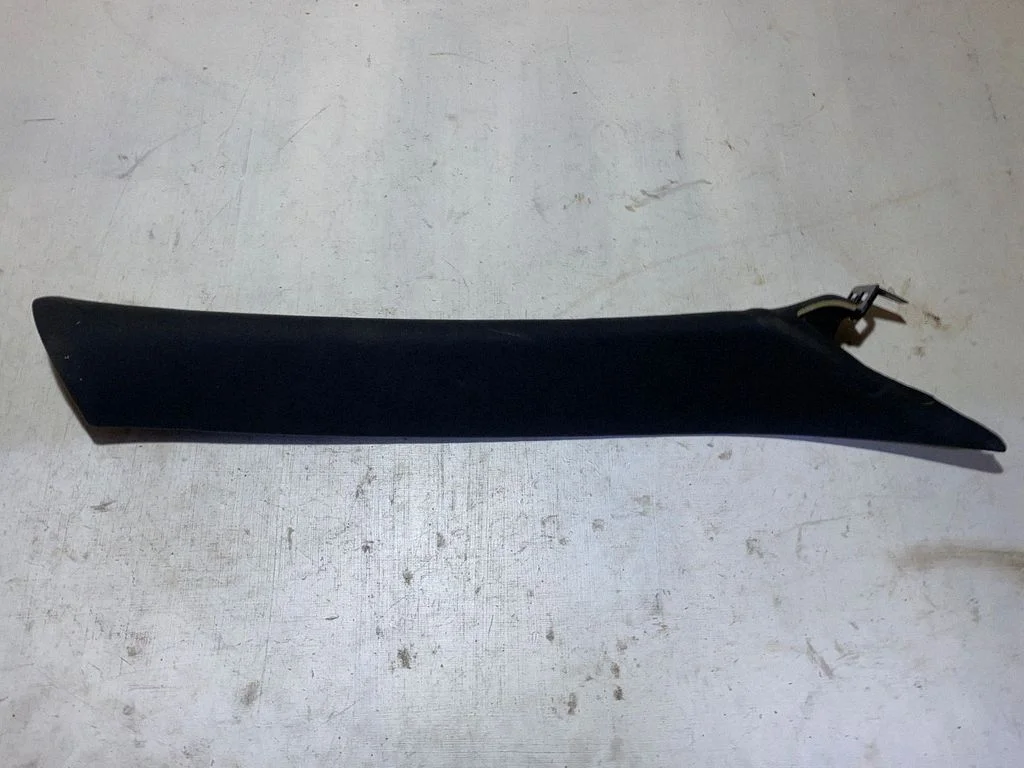 (A) pillar trim 06700712230