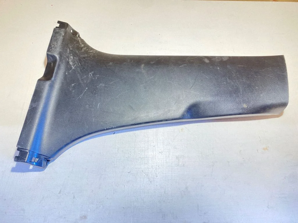 (B) pillar trim (bottom) 6241448060