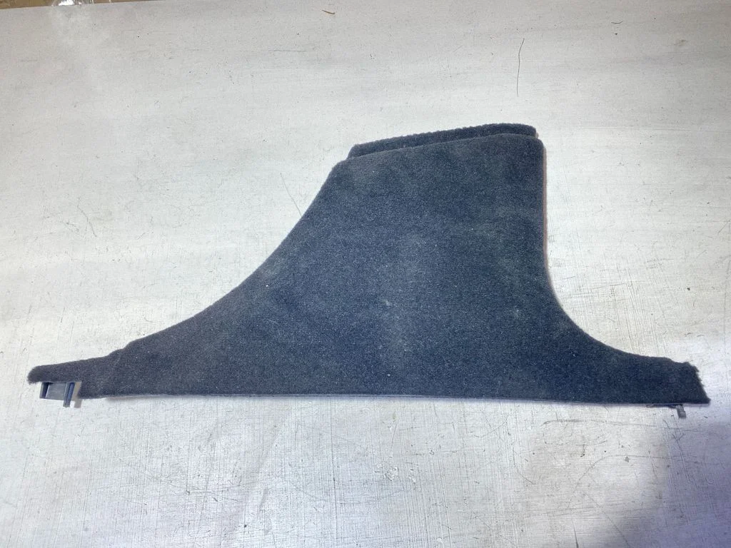 (B) pillar trim (bottom) A2226909204