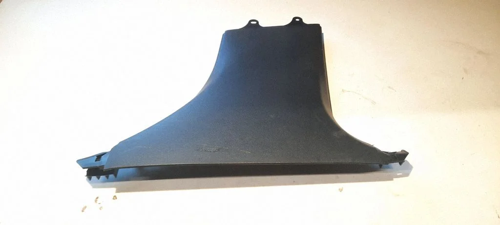 (B) pillar trim (bottom) A2056909504