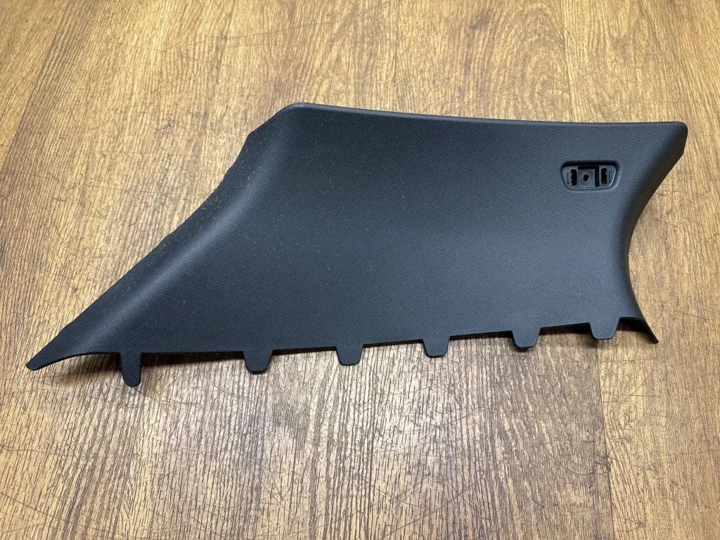 (C) pillar trim – BMW 1 Series F40 (2019-2023)