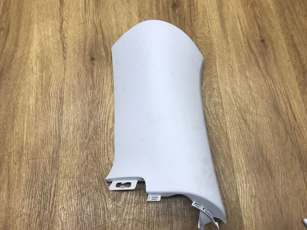(D)pillar trim (top) – Mercedes-Benz ML-Class W166 (2012-2017)