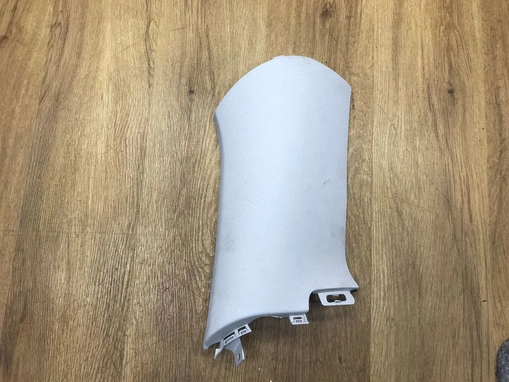 (D)pillar trim (top) – Mercedes-Benz ML-Class W166 (2012-2017)