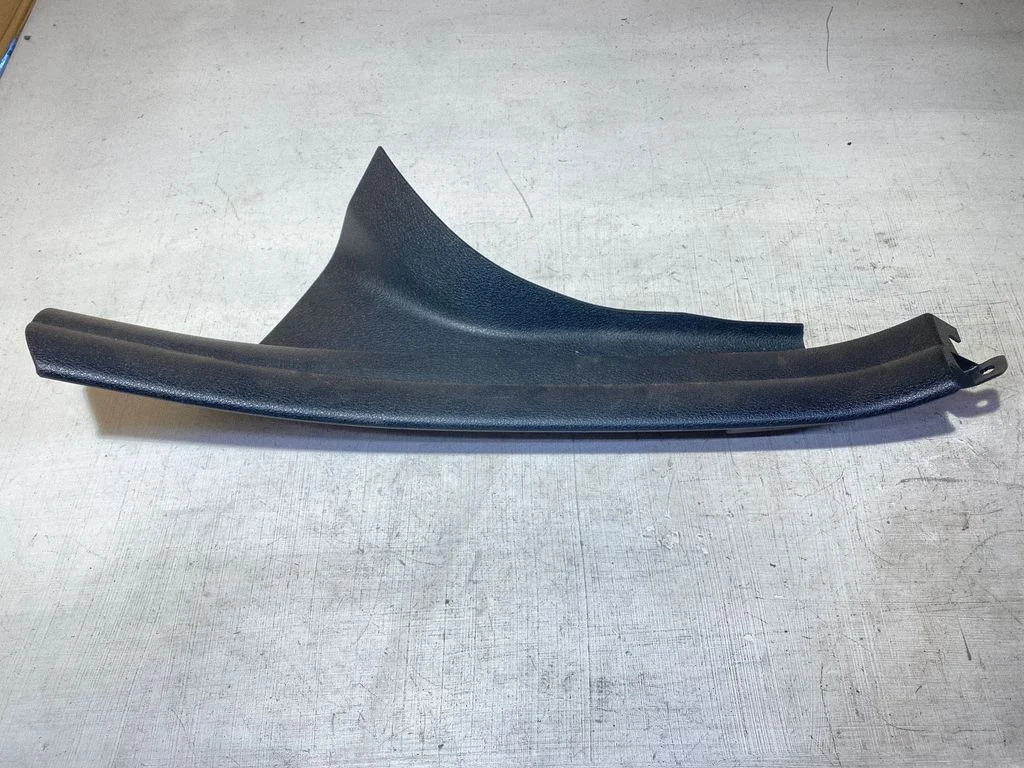 Rear sill trim cover 5141735212
