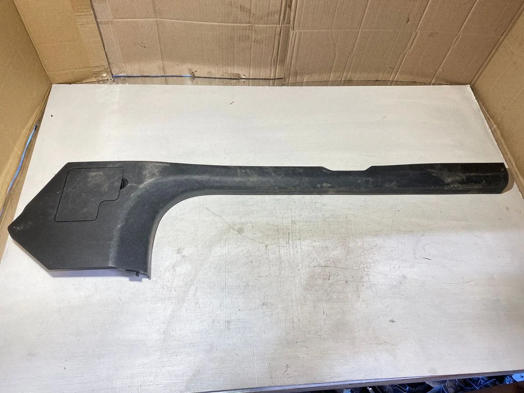 Front sill trim cover A2056861136