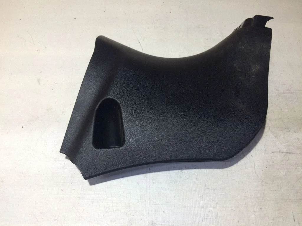 Front sill trim cover – Lexus RX III (2008-2015)