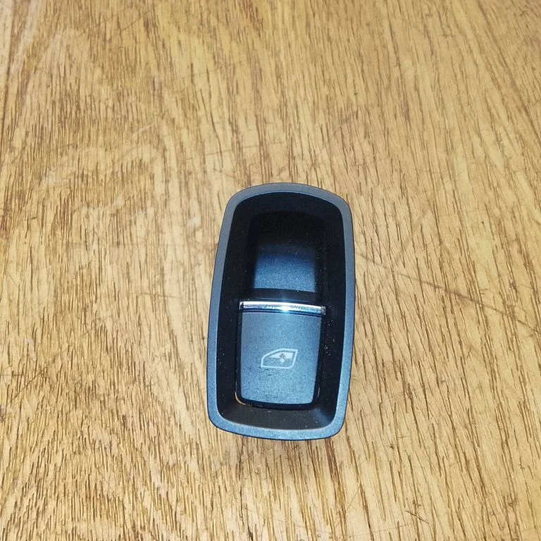 Przełącznik szyb elektrycznych 7PP959855G