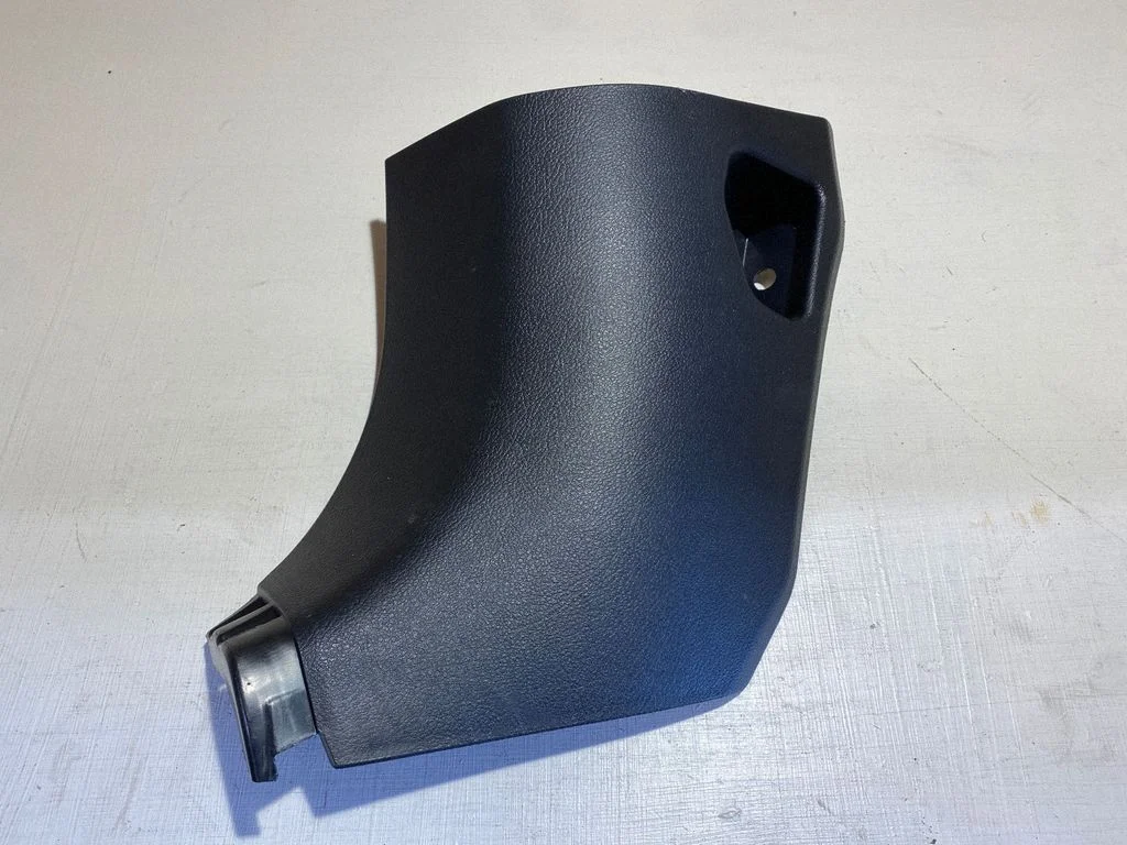 Front sill trim cover 6211248070
