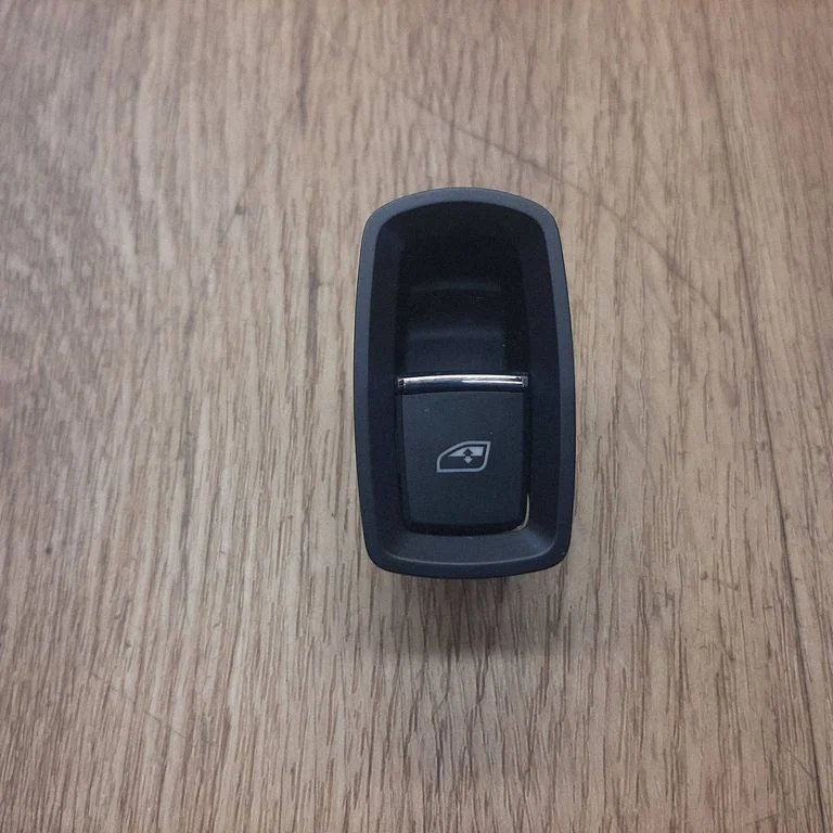 Przełącznik szyb elektrycznych 7PP959855G