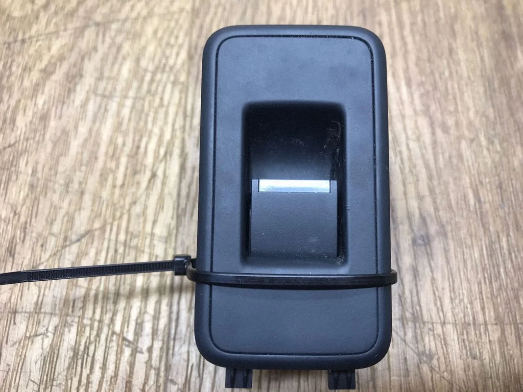 Elektrinių langų jungtukas
