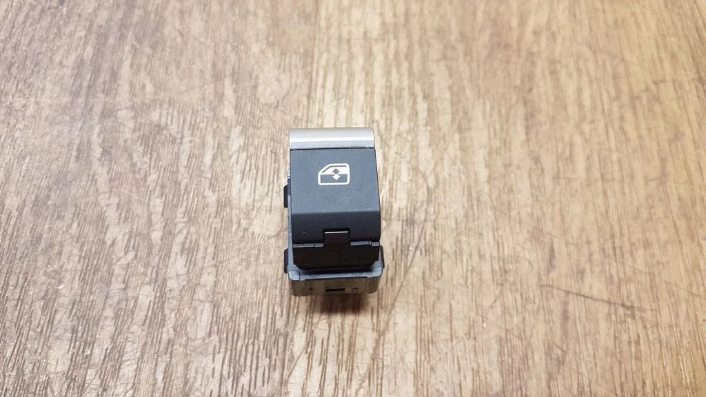 Elektriaknate lüliti 4M0959855
