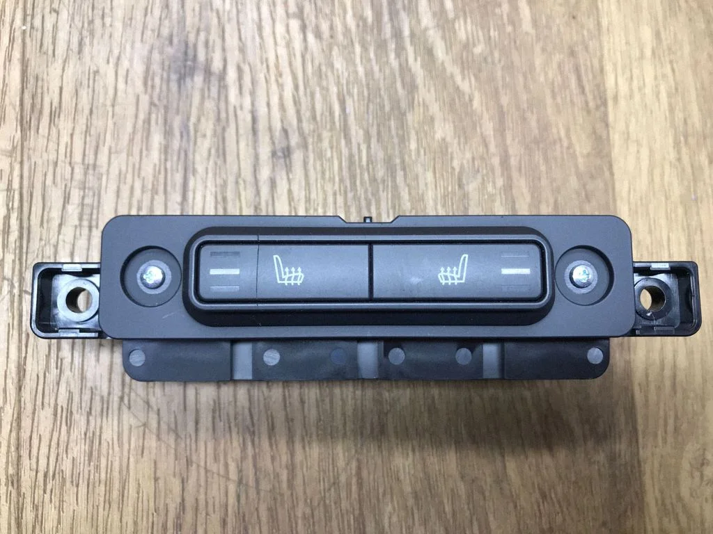 Istmesoojenduse lüliti – Land Rover Discovery Sport (2014-)