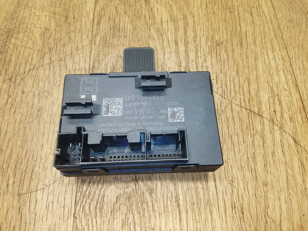 Durų elektronikos valdymo blokas
