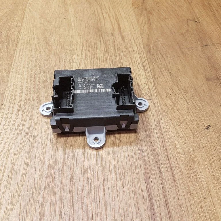 Durų elektronikos valdymo blokas