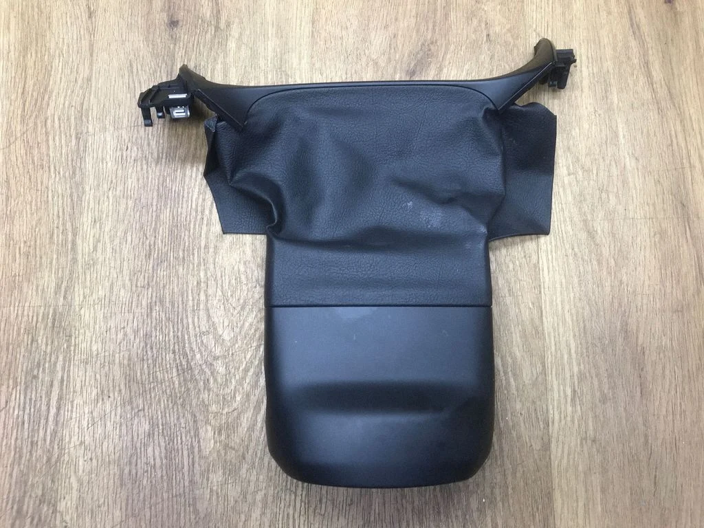 Steering wheel column trim – Porsche Macan (95B) (2014-2018)