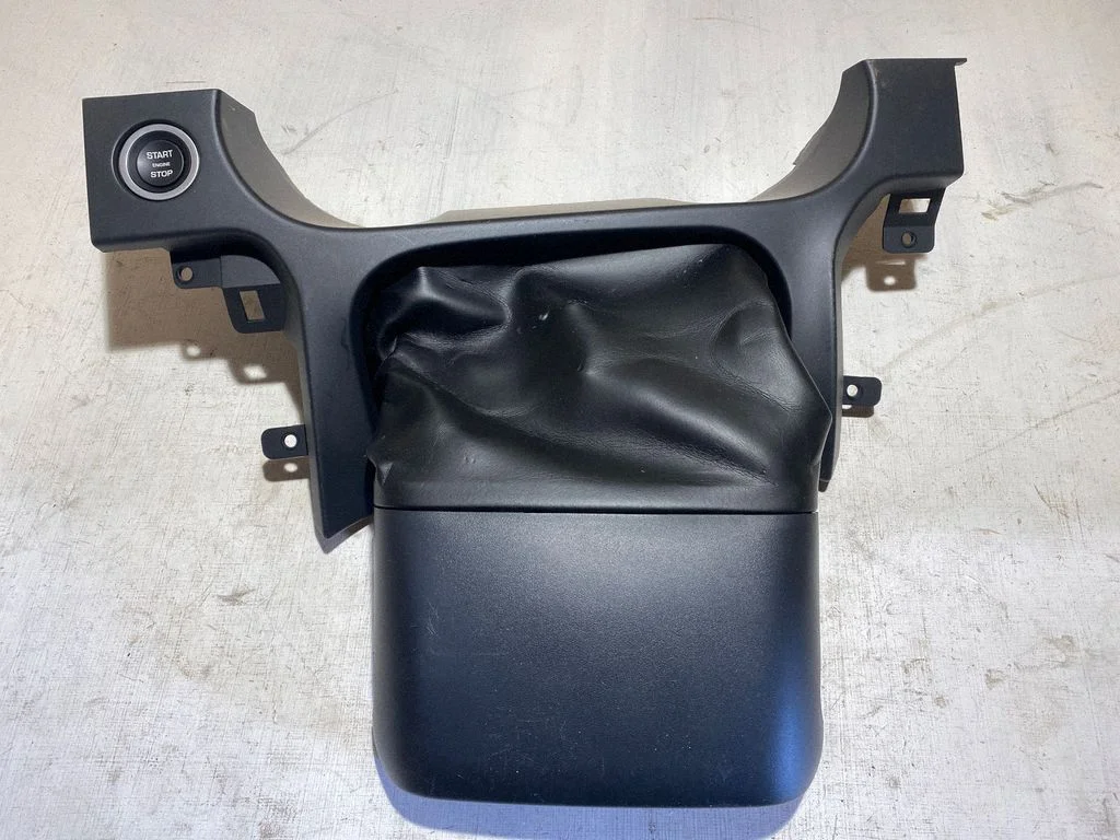 Steering wheel column trim – Land Rover Discovery Sport (2014-)