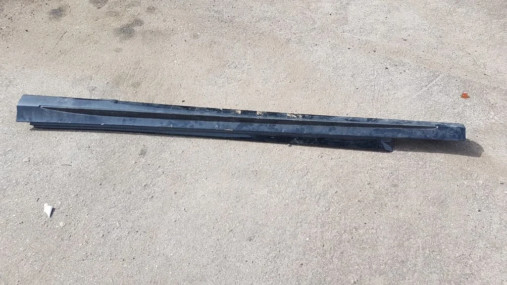 Slieksnis – Mercedes-Benz C klase W205 (2014-2021)